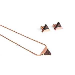 BeWooden Dreieckiger Set – Ohrringe & Kette mit Anhänger – Holz und Edelstahl Kombination – Verschiedene Farbvarianten