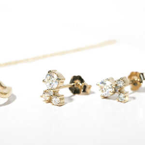 Eppi Cluster Ohrringe mit Moissaniten und Lab Grown Diamanten Kerrie