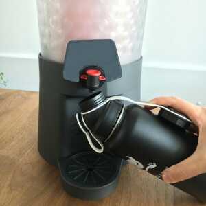 JN JuNiki’s Exklusive JuNiki’s Trinkflasche XL aus Edelstahl Vakuum-isoliert 1L/32oz – limitierte Sonderedition “Black Devil”