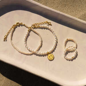 Paeoni Colors Smiley-Perlenarmband aus Süßwasserperlen und 18k Gold Vermeil, 925 Sterling Silber