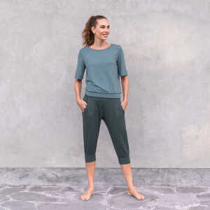 Jaya NIDHI – Damen – 3/4 Hose für Yoga und Freizeit aus Biobaumwolle