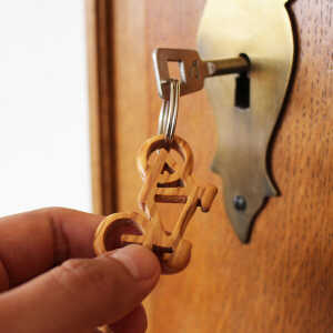 Mitienda Shop Schlüsselanhänger aus Holz “Fahrrad”