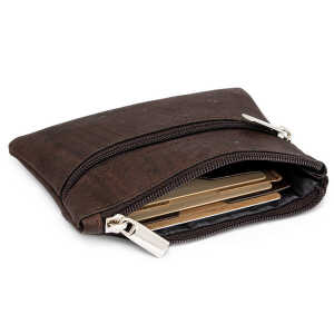 Simaru Kompakter Geldbeutel “AMALFI” aus Kork mit 2 Reißverschlussfächern und extra Kreditkartenfächern {VEGAN}