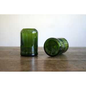 Wandelwerk Vase handgefertigt aus einer Whiskeyflasche, “Die Irische”