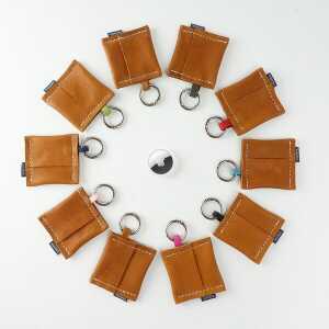matilda k. manufaktur Minimalistischer Airtag Schlüsselanhänger aus Leder