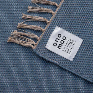 onomao Teppich ‘Lucinda’ | Handgewebt & fair produziert aus Stoffresten der portugiesischen Modeindustrie