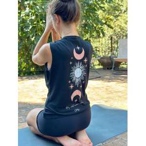 OMlala Yoga Shirt | STAY WILD MOON CHILD