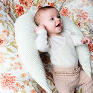 Ella Lieb Baby Bio kleines Stillkissen “Lunette” mit kbA Buchweizenspelzen Füllung und kbA Baumwolle Bezug