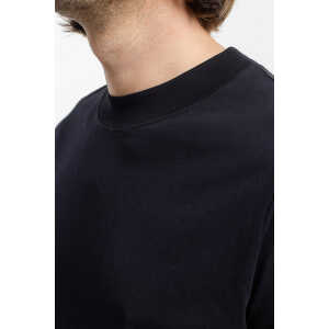Rotholz T-Shirt mit breitem Kragen aus Bio Baumwolle