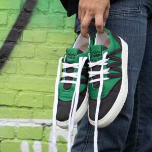 VAER Green White Phoenix Nachhaltiger Sneaker – Recycled / Upcycled / Zirkulär / Vegan
