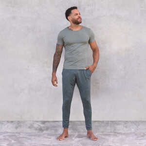 Jaya ROCKY UNI – Männer – körpernahes T-Shirt für Yoga aus Biobaumwolle