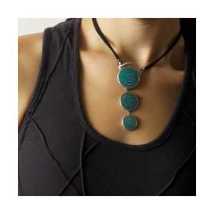 Mambu Design Upcycling Halskette – Tri Circles Teal – Straußeneischmuck