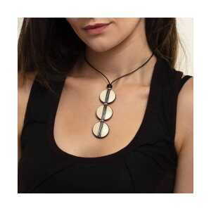 Mambu Design Upcycling Halskette – Triple Lines Circles – Women – Straußeneischmuck