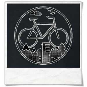 Picopoc Fahrrad / Stadt & Natur, Berge & Bäume T-Shirt in Schwarz & Weiß