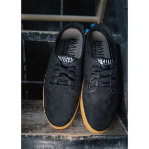 WASTED SHOES Veganer Sneaker Stubby Suede